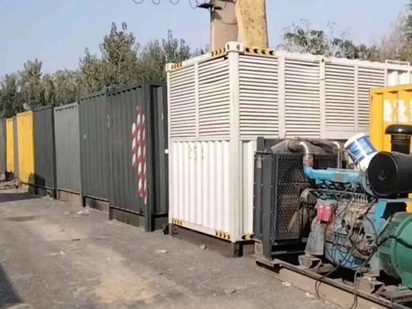 长海200KW柴油发电机机组每小时油耗是多少?